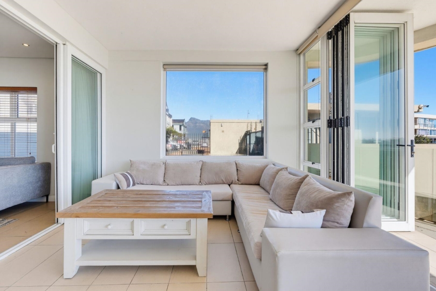 To Let 2 Bedroom Property for Rent in Lagoon Beach Western Cape